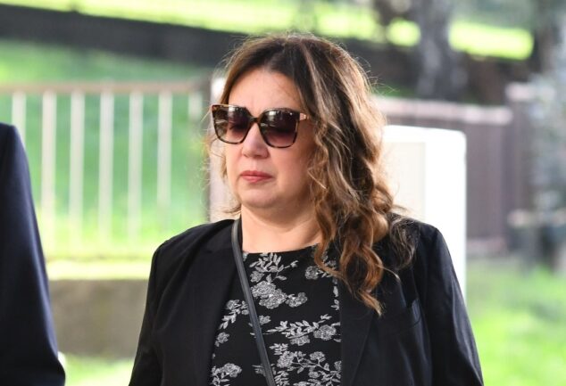 IZVRŠITELJI PRODALI AUTO MILJANE KECMANOVIĆ JER NIJE PLATILA TROŠKOVE PORODICAMA UBIJENIH
