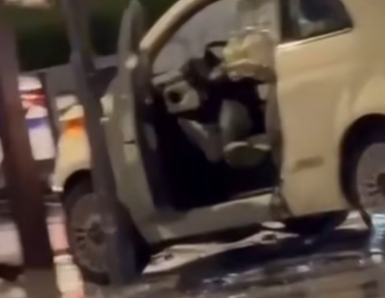 SAOBRAĆAJNA NESREĆA KOD TRŽNOG CENTRA “GALERIJA” HITNA POMOĆ I POLICIJA SU NA LICU MESTA 
