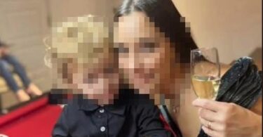OVO SU MAJKA (34) I SIN (3) IZ DEČANA KOJI SU SE UTOPILI U BAZENU: "Neka sa svojim malim anđelom počiva u miru"