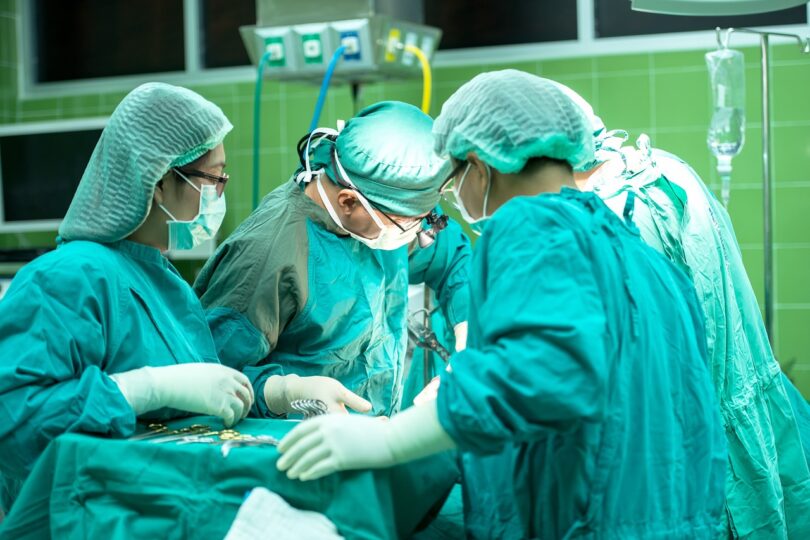 Sin je UJEO za prst i odmah je usledila BORBA ZA ŽIVOT: Dobila je moždani udar, niko ne veruje šta se desilo