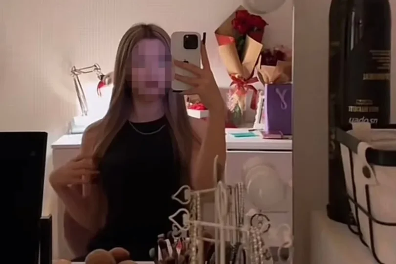 Ovo je devojčica koja je kolima udarila u banderu u Dobanovcima: Mrtvu je izvukli vatrogasci