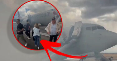 PUTNICI SKAKALI IZ AVIONA U PLAMENU: Let pretvoren u noćnu moru (UZNEMIRUJUĆI VIDEO)