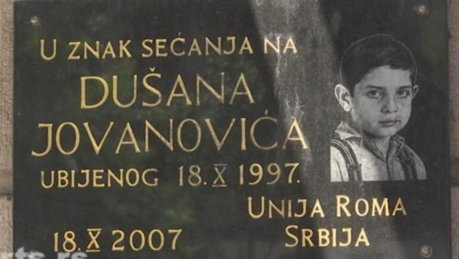 MITIĆEVA RUPA POSTAJE PARK DUŠANA JOVANOVIĆA - – dečaka kojeg su skinhedsi ubili zbog boje kože
