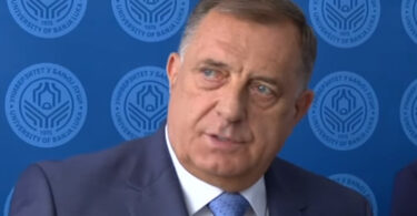 UKINUT PRITVOR MILORADU DODIKU: Predsednik Srpske pušten da se brani sa slobode