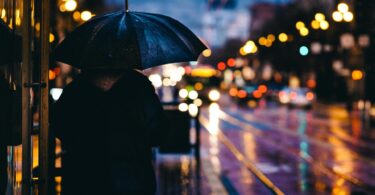 SRBIJA NA UDARU EKSTREMNOG VREMENA! RHMZ UPOZORAVA BEOGRAD I OVE DELOVE SRBIJE: Evo šta nas sve čeka