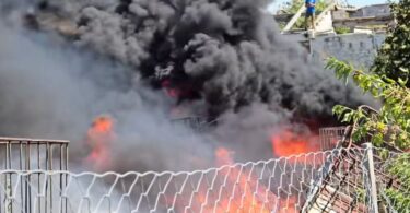 Veliki požar kod Kaća i Budisave – gore naftni derivati, čule se detonacije