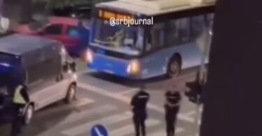 Drama u Novom Sadu: POLICIJA BLOKIRALA ULICU zbog dojave da je u autobusu muškarac sa automatskom puškom