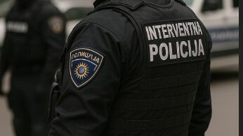 SIN PRIŠAO OCU S LEĐA, PA GA KRVNIČKI IZBO NOŽEM 10 PUTA Stravično porodično nasilje