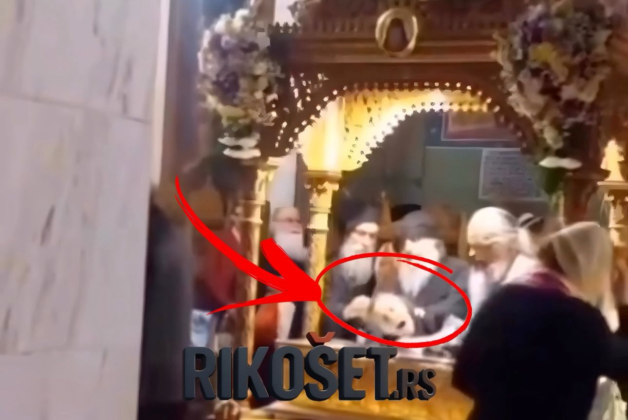 DEMONSKO VRIŠTANJE PRED SVETINJOM