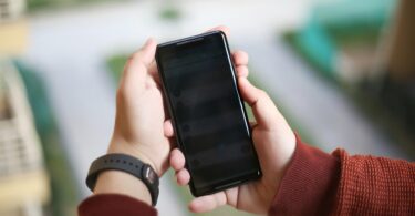 NOVA OPASNA OPCIJA NA INSTAGRAMU UPLAŠILA SVET! Bezbednost korisnika ozbiljno UGROŽENA