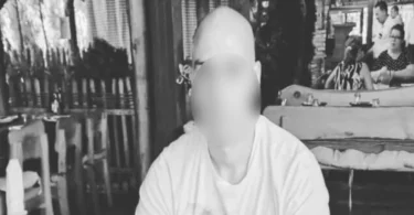 KRISTINA U URGENTNI PRIMLJENA SA TRI UBODNE RANE NA TELU Muž joj zabo nož u vrat, izbodena i krvava bežala od nasilnika