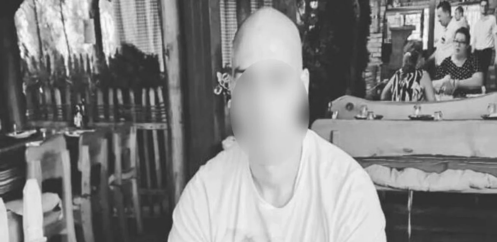 KRISTINA U URGENTNI PRIMLJENA SA TRI UBODNE RANE NA TELU Muž joj zabo nož u vrat, izbodena i krvava bežala od nasilnika