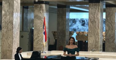 Snaga, suze i zahvalnost pod jednim krovom: Ružičasti koncert posvetio noć ženama ratnicama