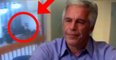 Objavljen snimak trenutka kada su zatvorski čuvari pronašli Epštajnovo telo