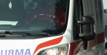 Horor na jugu Srbije: Učenica izbodena na autobuskoj stanici