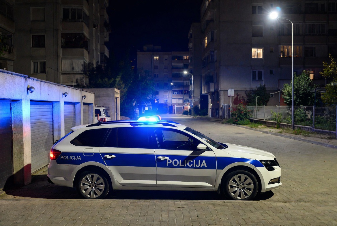 Muškarac ubijen na Novom Beogradu: Ulica Jurija Gagarina pod blokadom policije